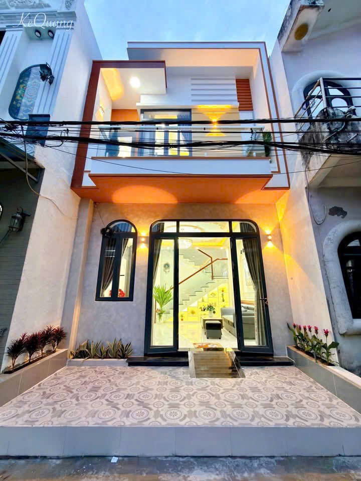 SP 658: BÁN NHÀ TRỆT LẦU MỚI ĐẸP